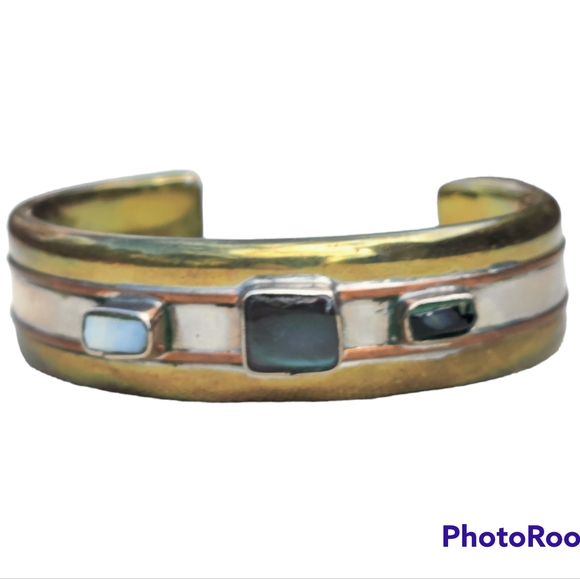 Vintage mixed metal labradorite,mother of pearl and onyx cuff bracelet - Picture 2 of 13